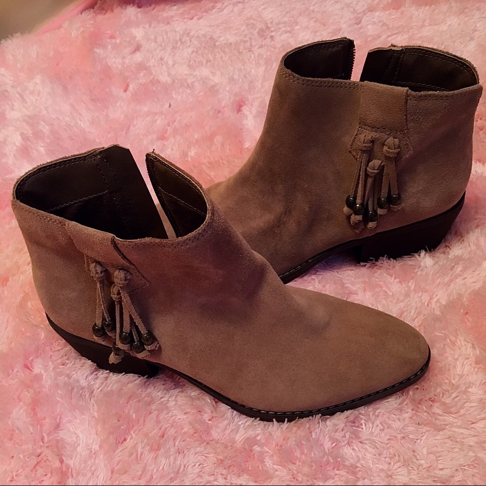 Genuine leather brown boots